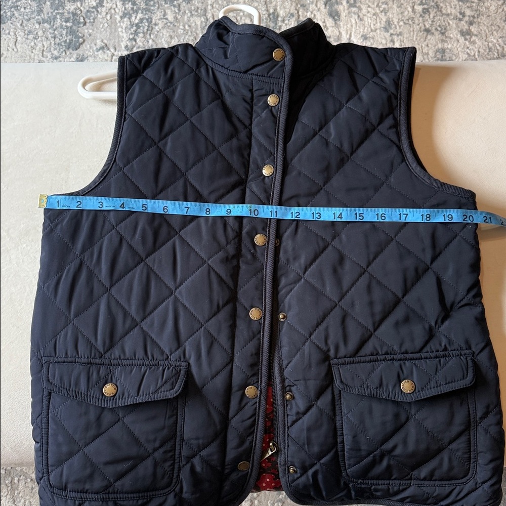 British Khaki Puffer Vest - Picture 5 of 8